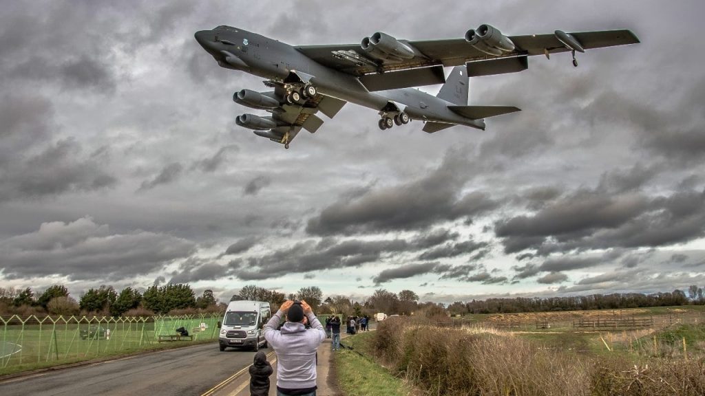 Huge American B-52 bombers land at RAF Fairford base.