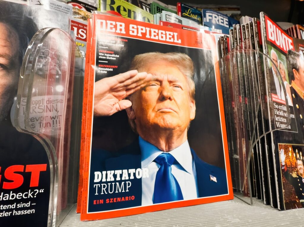 The hero object from the latest Der Spiegel German magazine featuring a cover image of Donald Trump saluting with the headline Dictator Trump.